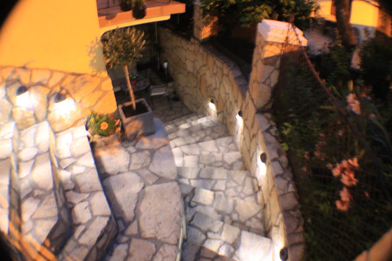Amorino Apartment *